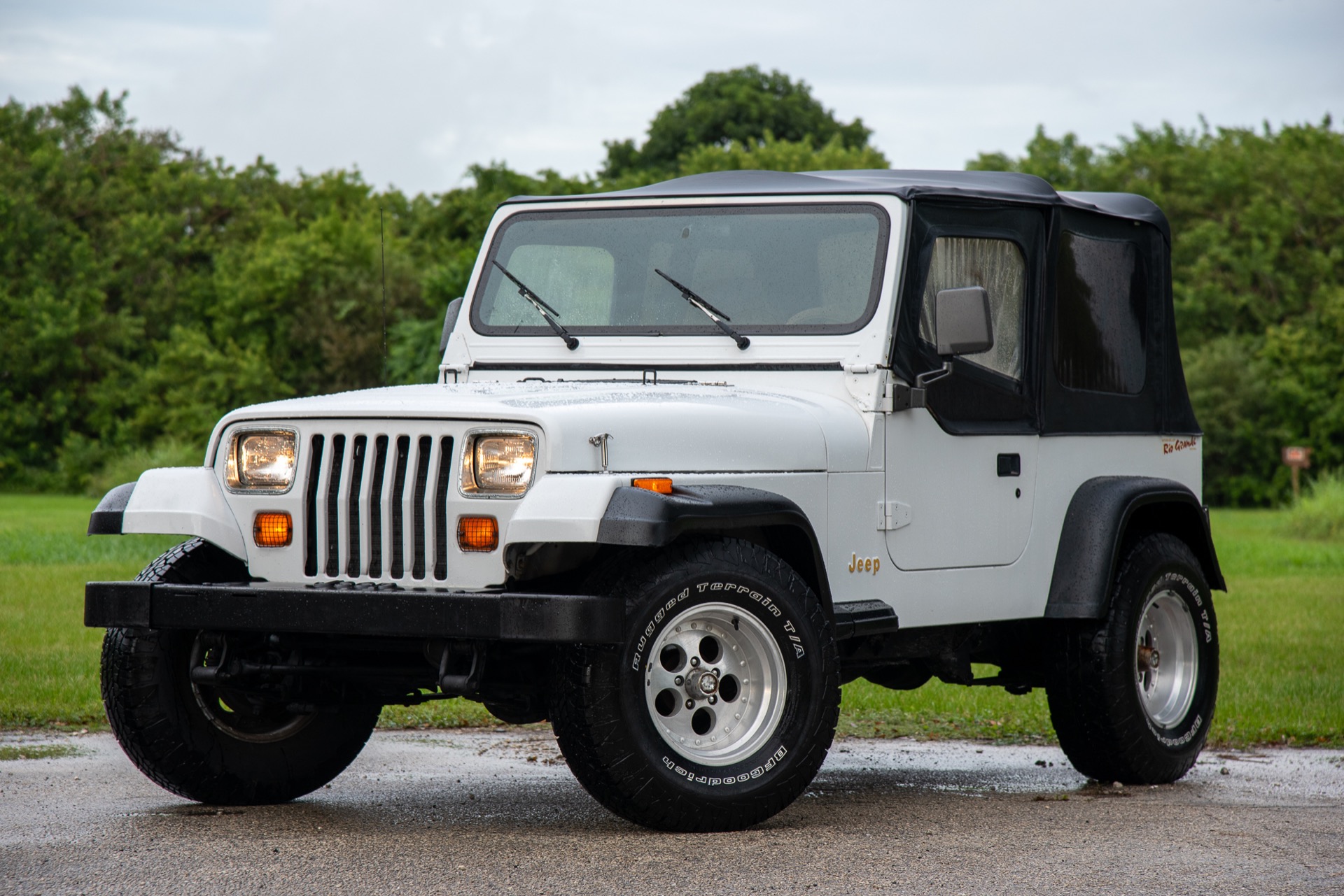 Pre-Owned 1995 Jeep Wrangler Rio Grande For Sale (Sold) | VB